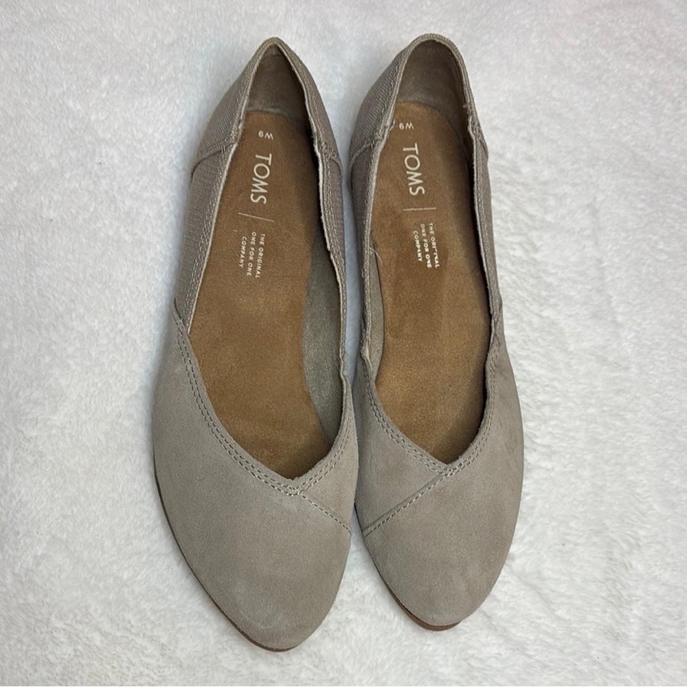 Toms Gray Suede Flats Minimalist Design